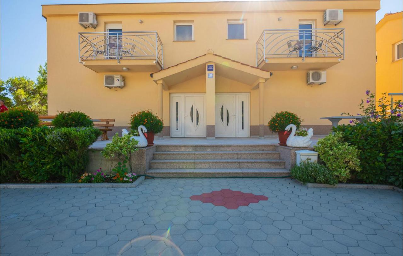 Beautiful Apartment In Krvavica With Kitchen Exterior foto